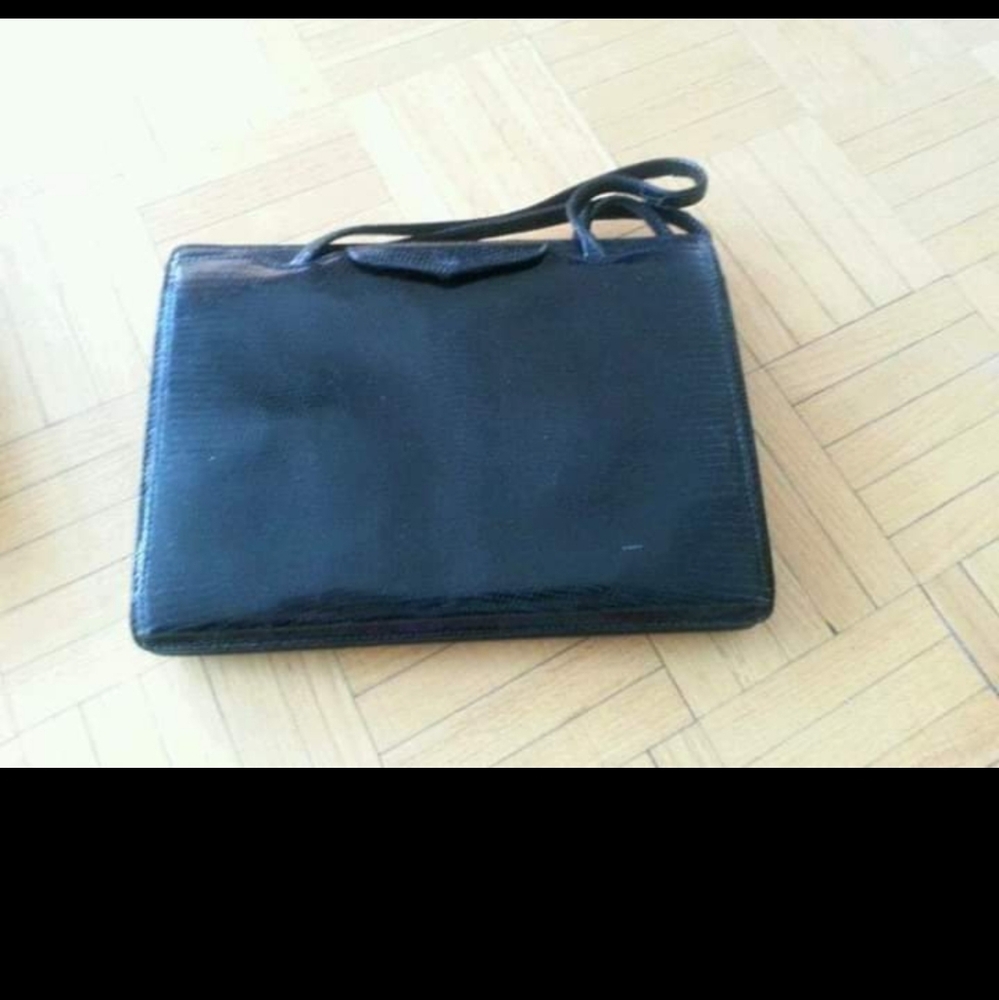 Vintage leather purse